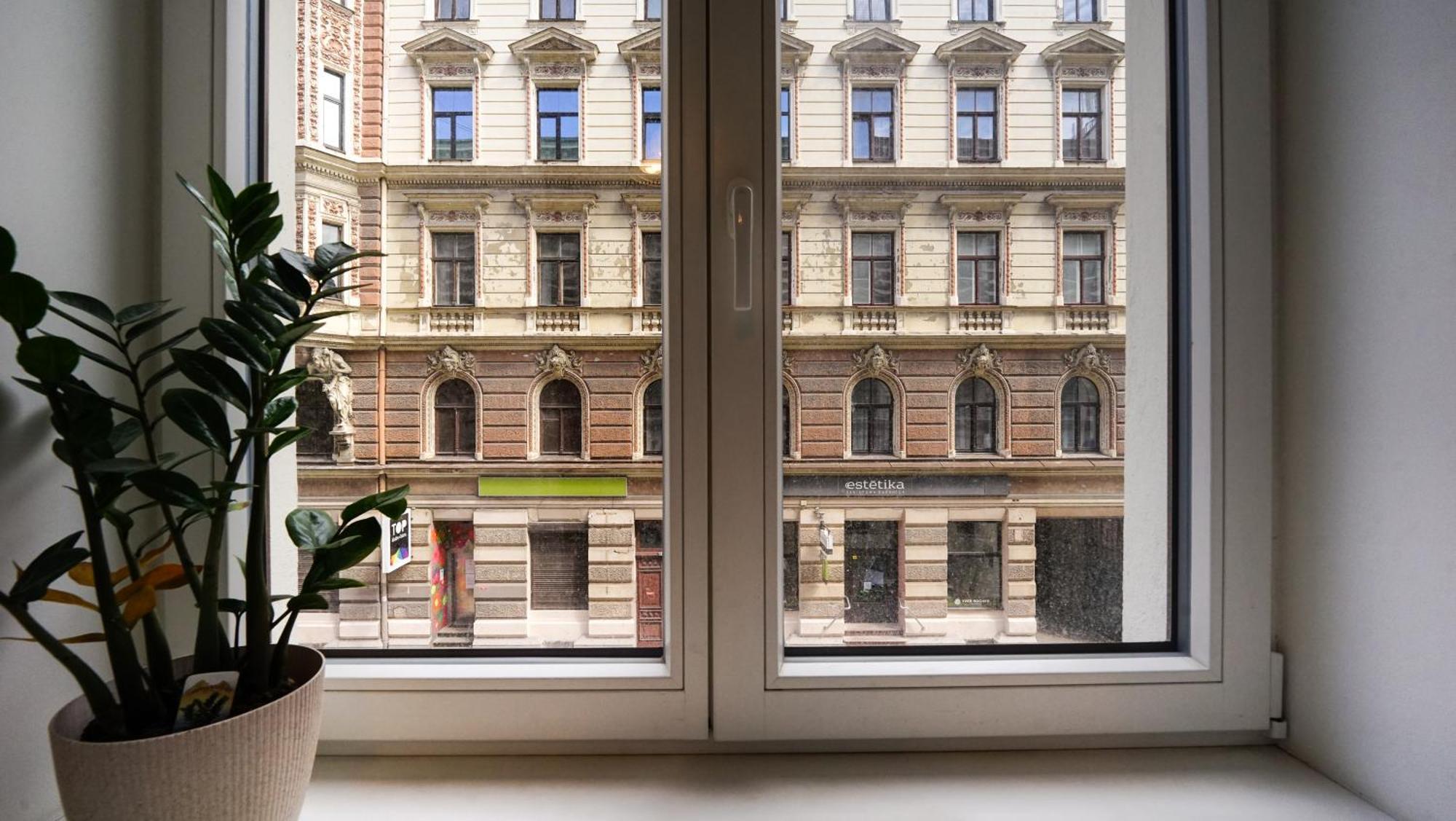 Travelers Heaven Lägenhet Riga Exteriör bild